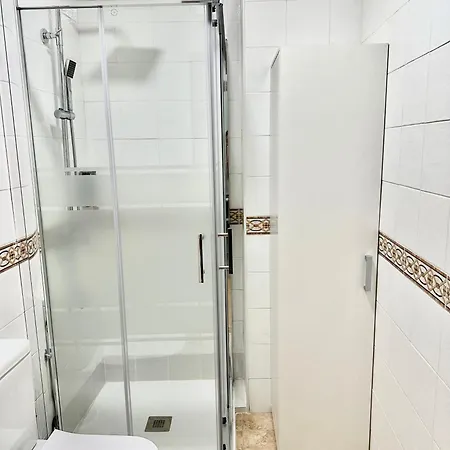 Acogedor Y Moderno En Pleno Centro De Con Parking Gratis Apartment