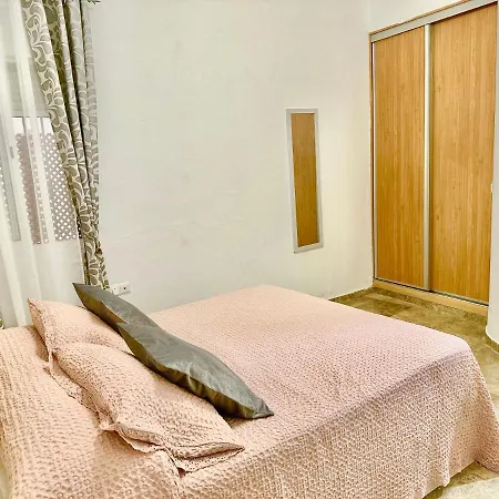 Acogedor Y Moderno En Pleno Centro De Con Parking Gratis Apartmán *
